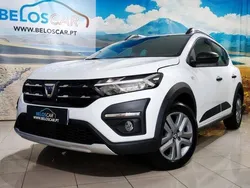 Branco Usado 2021 Dacia Sandero Essentiel Citadino | € 14.490 (Preço justo)