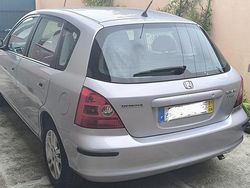 Usado 2001 Honda Civic Sedan | € 4.300