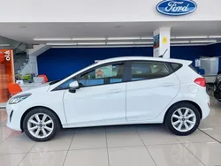 Branco Usado 2020 Ford Fiesta Citadino | € 13.990 (Bom preço)