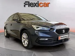 Cinza Usado 2022 Seat Leon Style Sedan | € 20.490 (Preço justo)