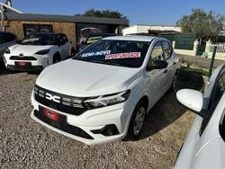 Branco Usado 2024 Dacia Sandero Essentiel | € 13.990 (Super Preço)