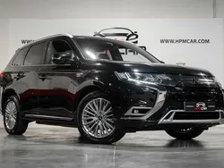 Preto Usado 2020 Mitsubishi Outlander Instyle SUV | € 23.900 (Preço justo)