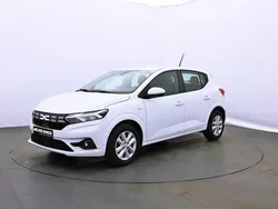 Branco Usado 2023 Dacia Sandero Expression Citadino | € 15.750 (Preço justo)