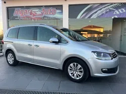 Cinzento Usado 2017 VW Sharan Monovolume | € 28.500 (Caro)