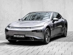 Cinzento Usado 2024 XPENG P7 Sedan | € 41.500