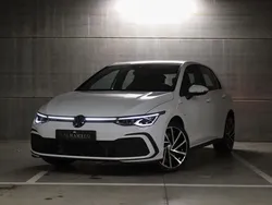 Branco Usado 2021 VW Golf VIII GTE | € 29.990 (Preço elevado)