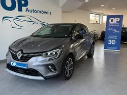 Cinzento Usado 2022 Renault Captur SUV | € 18.450 (Preço justo)