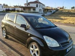 Usado 2006 Toyota Corolla Verso Monovolume | € 7.900