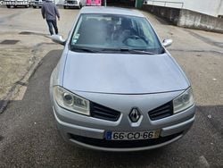 Cinza Usado 2006 Renault Mégane II | € 2.999 (Preço justo)