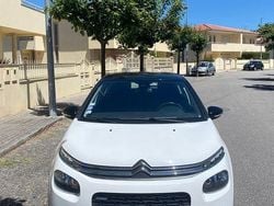 Usado 2017 Citroën C3 PureTech Citadino | € 9.700 (Bom preço)