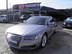 Cinzento Usado 2011 Audi A8 Premium Sedan | € 18.000