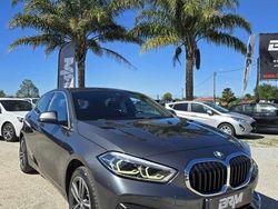 Cinzento Usado 2021 BMW 116 Citadino | € 21.900 (Preço justo)