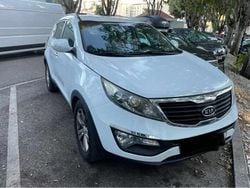 Branco Usado 2012 Kia Sportage SUV | € 12.750 (Preço justo)