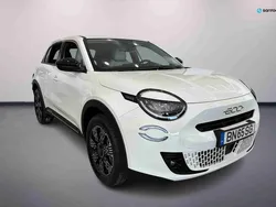 Branco Novo 2024 Fiat 600 SUV | € 26.550 (Preço justo)