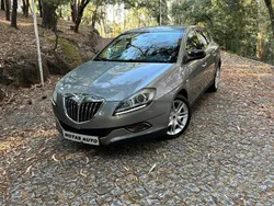 Cinza Usado 2009 Lancia Delta | € 4.990
