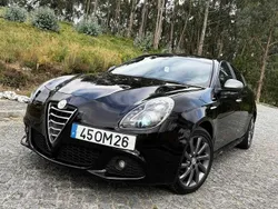Usado 2014 Alfa Romeo Giulietta Veloce Citadino | € 9.750