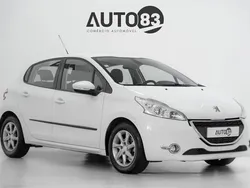 Branco Usado 2014 Peugeot 208 Active Citadino | € 8.990 (Preço justo)