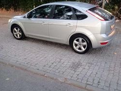 Usado 2008 Ford Focus Sedan | € 4.250 (Preço justo)