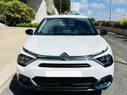 Usado 2023 Citroën e-C4 Feel Sedan | € 19.850