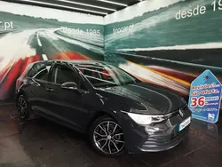 Cinzento Usado 2021 VW Golf VIII | € 18.399 (Preço justo)