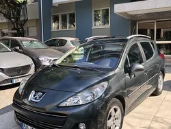 Usado 2009 Peugeot 207 CC Cabrios | € 2.700
