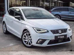 Branco Usado 2024 Seat Ibiza FR | € 19.500 (Caro)