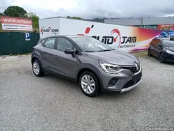 Cinza Usado 2022 Renault Captur SUV | € 17.500 (Preço justo)