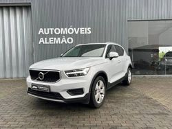Cinza Usado 2021 Volvo XC40 Momentum SUV | € 28.500 (Preço justo)