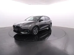 Cinzento Usado 2023 Ford Focus | € 26.900 (Preço justo)