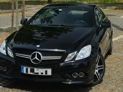 Preto Usado 2011 Mercedes E200 Coupé | € 17.500