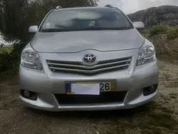 Usado 2010 Toyota Verso Monovolume | € 6.500