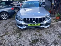 Cinza Usado 2016 Mercedes C180 Avantgarde | € 16.990