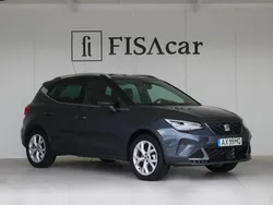 Cinza Usado 2023 Seat Arona FR SUV | € 19.600 (Preço justo)