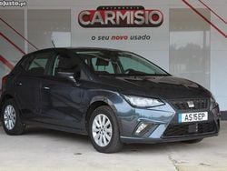 Cinza Usado 2022 Seat Ibiza Reference | € 12.900 (Bom preço)