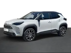Cinza (pintura metalizada) Usado 2023 Toyota Yaris Sport | € 31.750