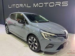 Cinza Usado 2022 Renault Clio V LIMITED | € 13.900 (Bom preço)