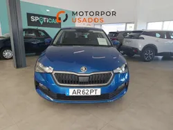 Azul Usado 2022 Skoda Scala Style Citadino | € 16.050