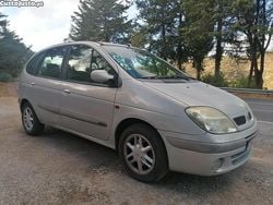 Cinza Usado 2002 Renault Scénic Monovolume | € 1.550