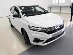 Branco Usado 2024 Dacia Sandero Essentiel Citadino | € 14.990 (Super Preço)