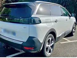 Branco Usado 2023 Peugeot 5008 Monovolume | € 25.900 (Bom preço)