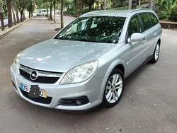 Usado 2005 Opel Vectra Sedan | € 3.500