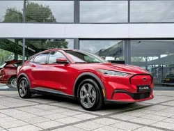 Usado 2021 Ford Mustang Mach-E SUV | € 27.900 (Preço justo)