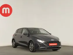 Cinzento Usado 2023 Hyundai i20 Comfort | € 16.799 (Preço justo)