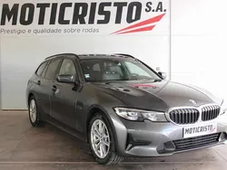 Cinzento Usado 2021 BMW 320 Carrinha | € 27.600