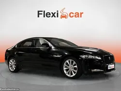 Preto Usado 2015 Jaguar XF Prestige Sedan | € 21.490 (Preço elevado)