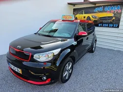 Preto Usado 2018 Kia Soul EV 2 SUV | € 9.950 (Bom preço)