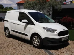 Branco Usado 2017 Ford Courier Trend Monovolume | € 9.450