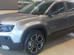 Cinza Novo 2025 Jeep Avenger Altitude SUV | € 28.500 (Preço elevado)