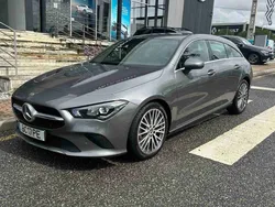 Cinzento Usado 2023 Mercedes CLA180 Style Sedan | € 41.700 (Preço justo)