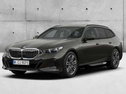 Cinza sophisto metalizada brilhante Novo 2025 BMW 530e Comfort Edition Carrinha | € 80.990 (Preço justo)